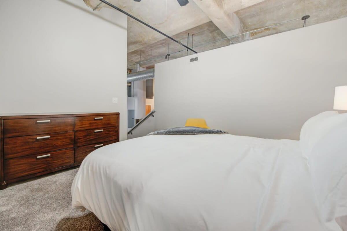 3Br Luxury Historic Loft With Gym By Envitae Kansas City Extérieur photo