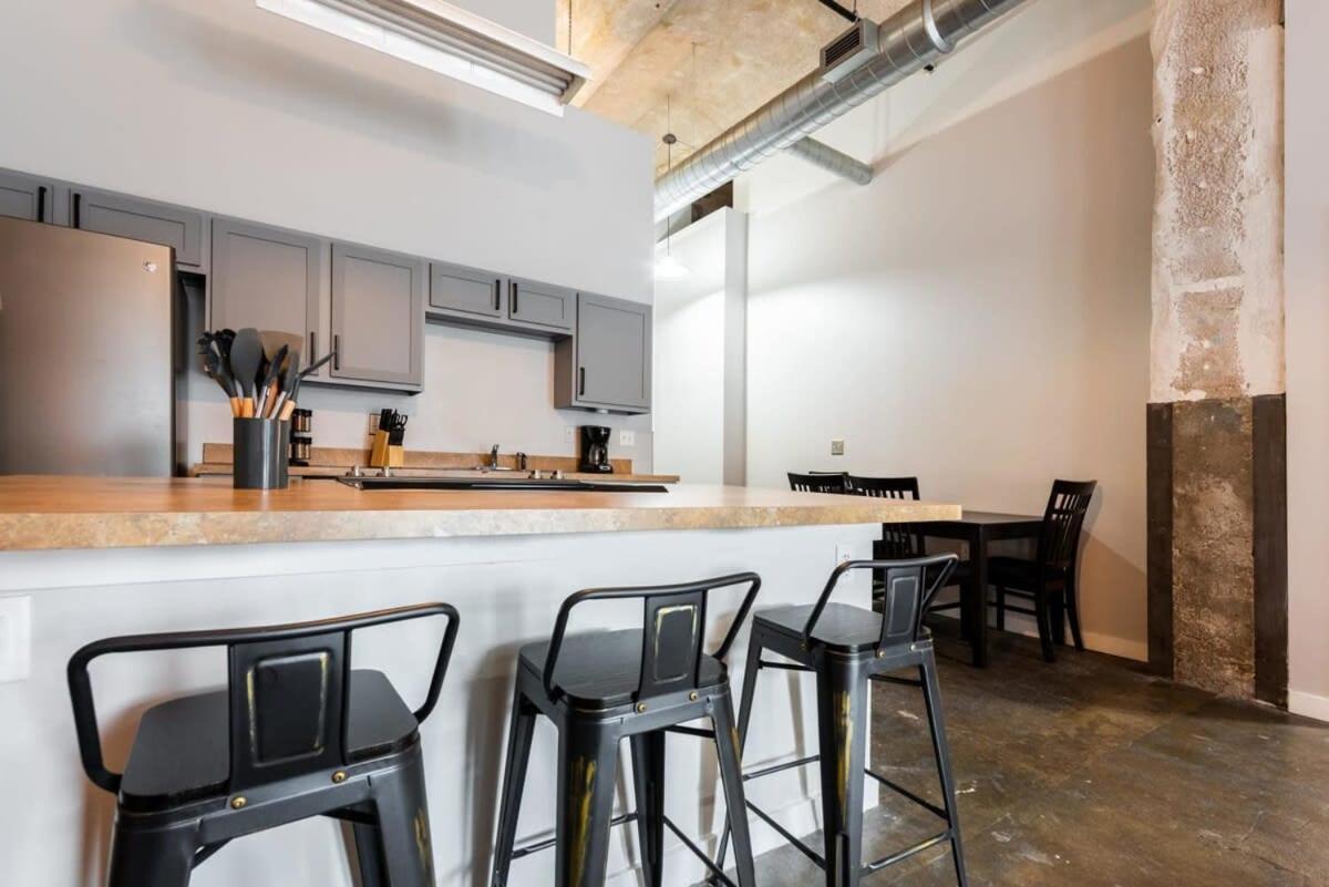3Br Luxury Historic Loft With Gym By Envitae Kansas City Extérieur photo