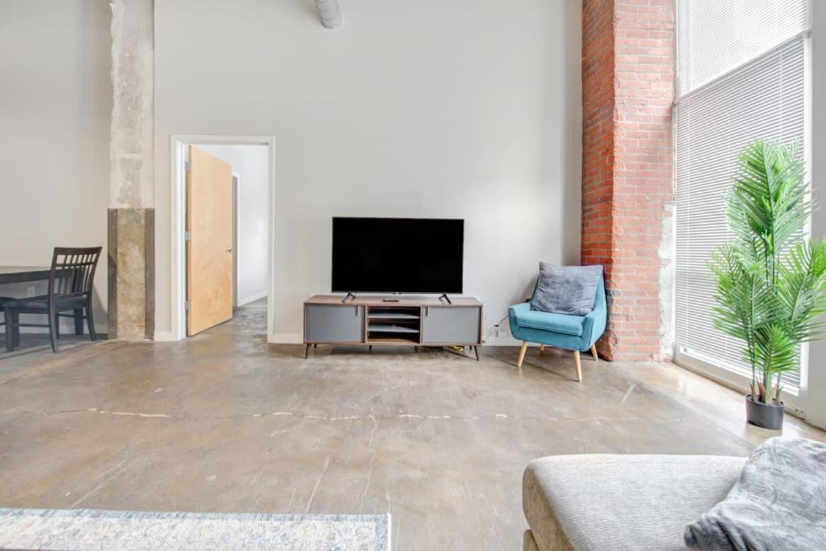 3Br Luxury Historic Loft With Gym By Envitae Kansas City Extérieur photo
